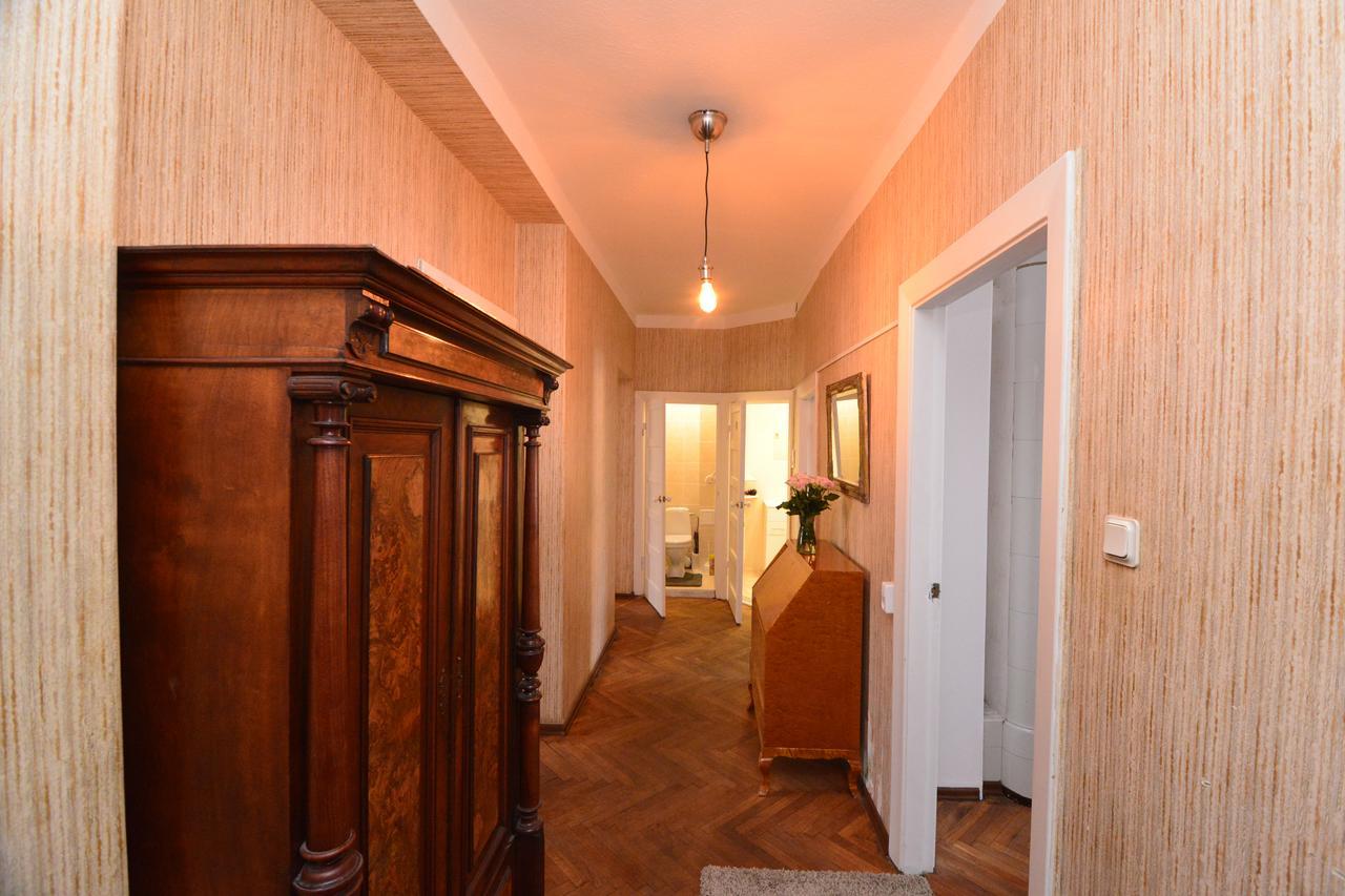 Апартаменты Beatrises Apartamenti Рига Экстерьер фото